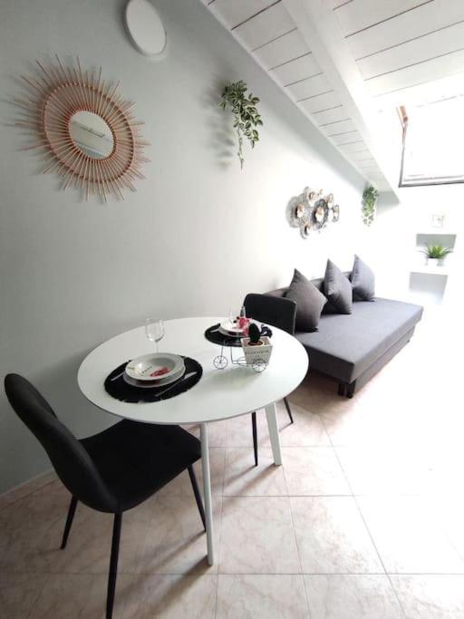 דירות מילאנו Free Parking Tiny House Wifi Netflix 15 Minuti Dal Duomo מראה חיצוני תמונה